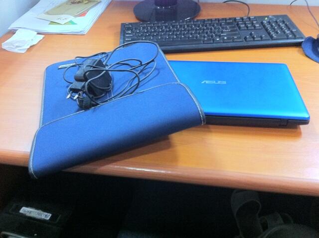 WTS : Notebook Asus X200 CA KOMPLIT+1 Bulan Beli