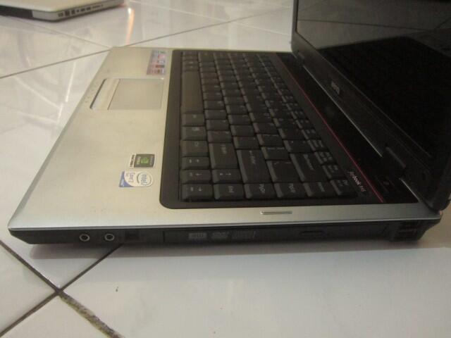 LAPTOP BenQ Joybook R45 Core2Duo RAM2GB HD120GB (free ongkir Jakarta)