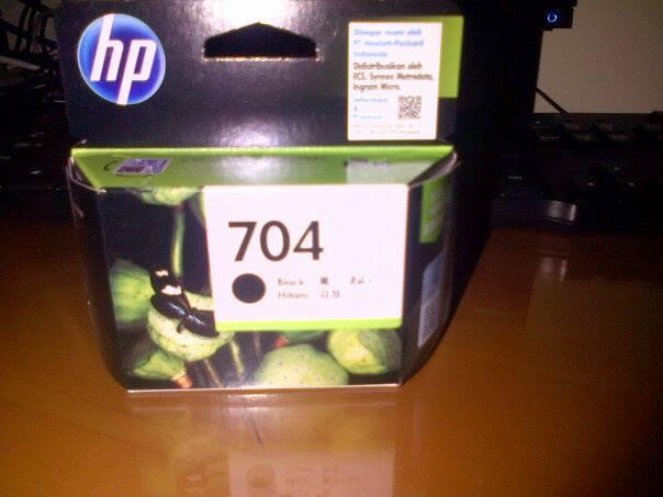 HP 704 Ink Cartridge - Black