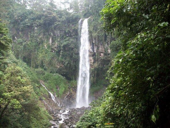 12 Air Terjun Tertinggi Di Indonesia