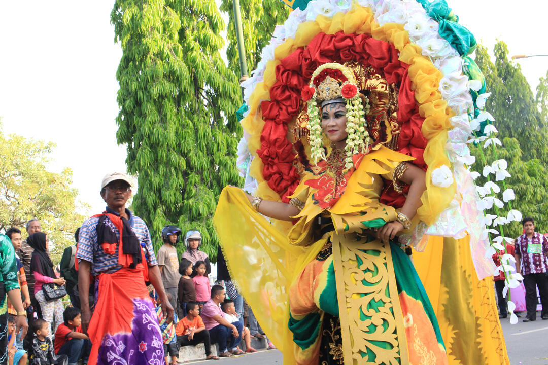 1st Banjar Fashion Carnaval - Festival Budaya Pasar Terapung 2014