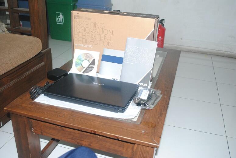 ASUS X401U * E2 1800 * FULLSET * HITAM * MULUS