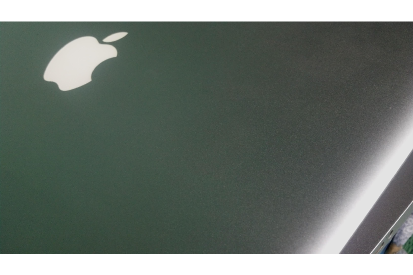Mac Book Pro 13 inchi mid 2012