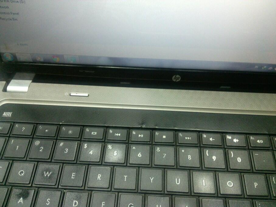Jual Laptop HP G42 i7 8 core Ati Radeon Murah aja ala pak John Cena