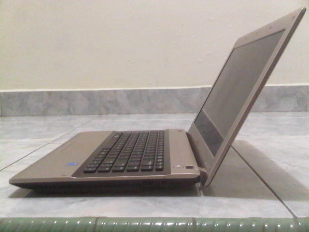 LAPTOP GAMING SAMSUNG RV413 RAM 2GB HDD 320GB MEWAH GOLD GRATIS ONGKIR PALEMBANG