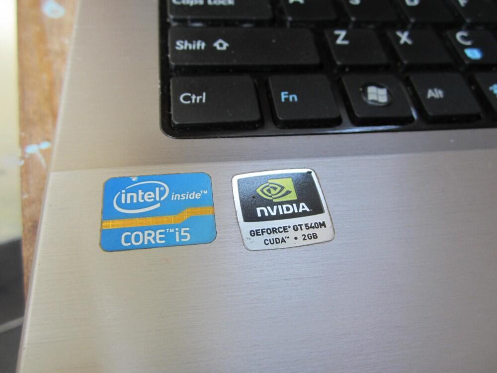 Gaming Asus A43SV Core i5 Sandybride vga nvidia GT540 128bit 2GB dedicated