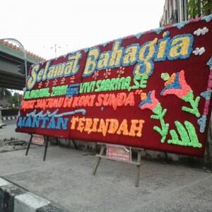 karangan bunga yg anti mainstream gan