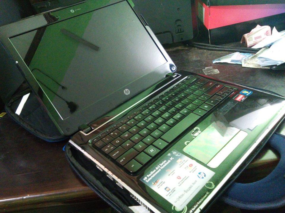 Jual Murah Laptop Netbook 12inch U Desain HP Pavilion DV2 AMD Windows 7 Ori HDD 500GB