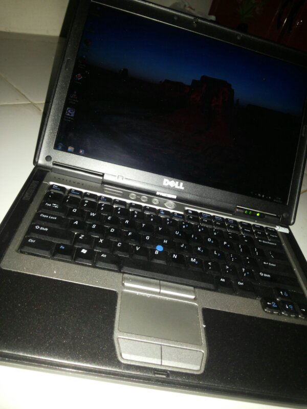 LAPTOP DELL LATITUDE D620 - CENGKARENG