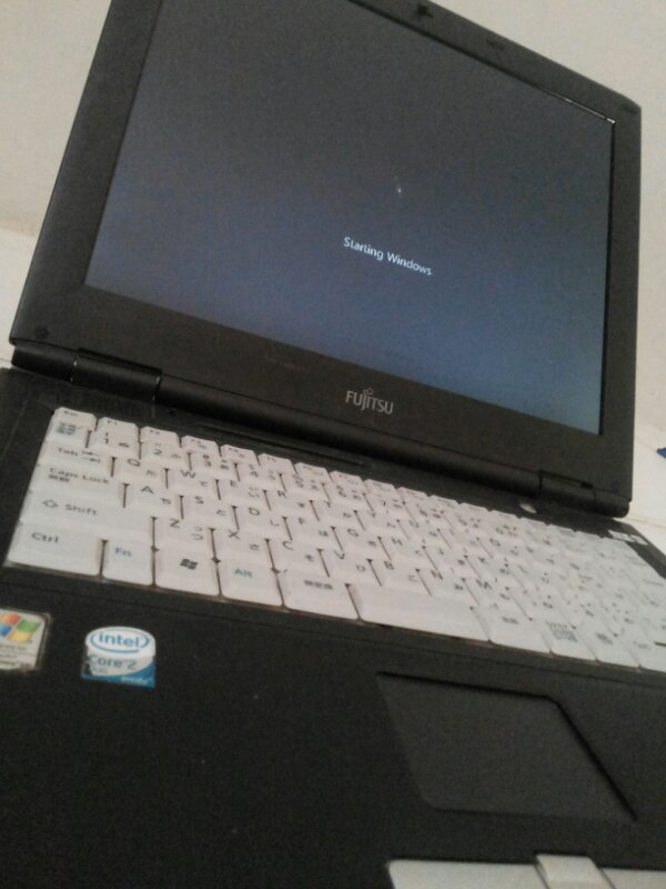 LAPTOP FUJITSU FMV C8230 CORE 2DUO - CENGKARENG