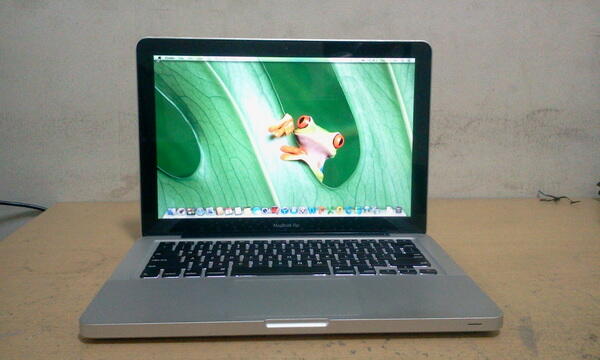 LAPTOP APPLE MACBOOK PRO CORE2DUO LAYAR 13INCH 2ND
