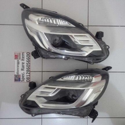 HeadLamp mobilio RS ori koito oem pnp Brio