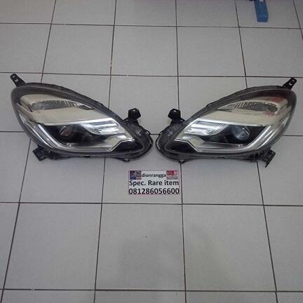 HeadLamp mobilio RS ori koito oem pnp Brio