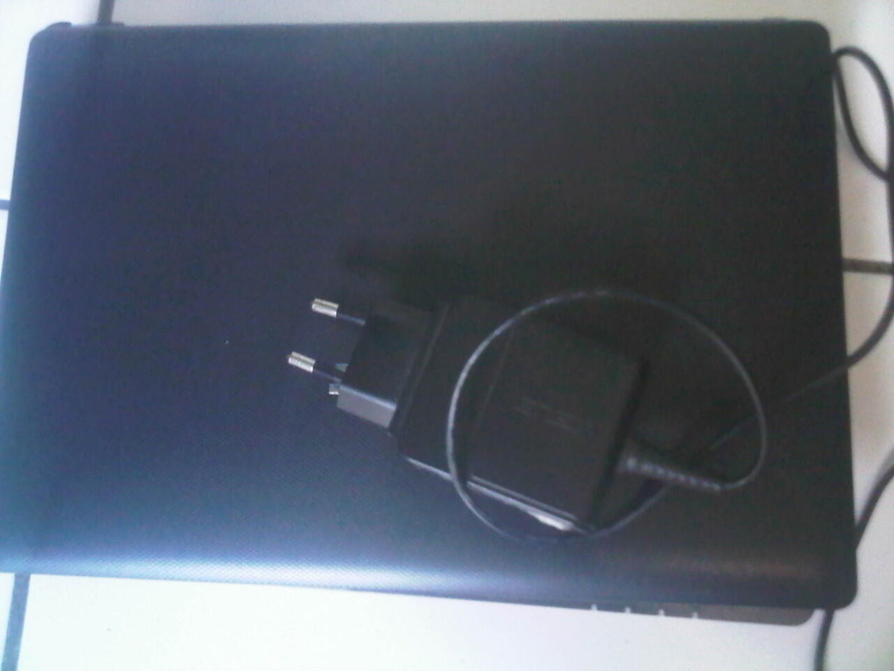 netbook minus asus x101h ,dell inspiron mini, acer aod255