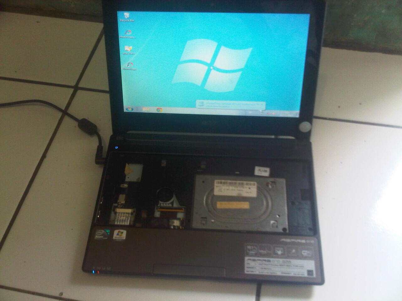 netbook minus asus x101h ,dell inspiron mini, acer aod255