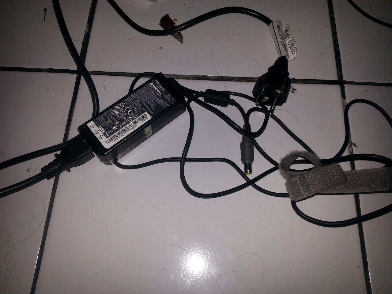 Netbook gaming Lenovo thinkpad X120E E350/2GB/320gb hd6310 11'6 1,8jt bandung