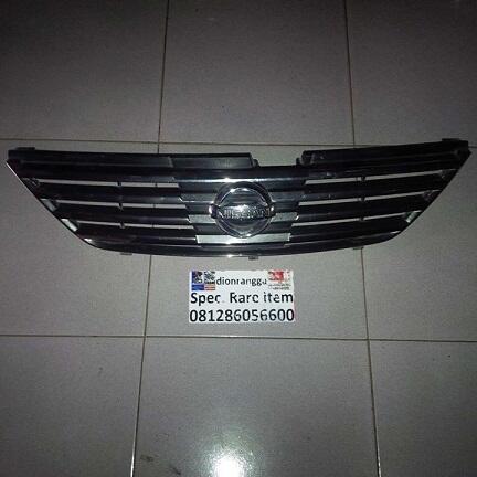 Grill nissan serena HWS chrom OEM