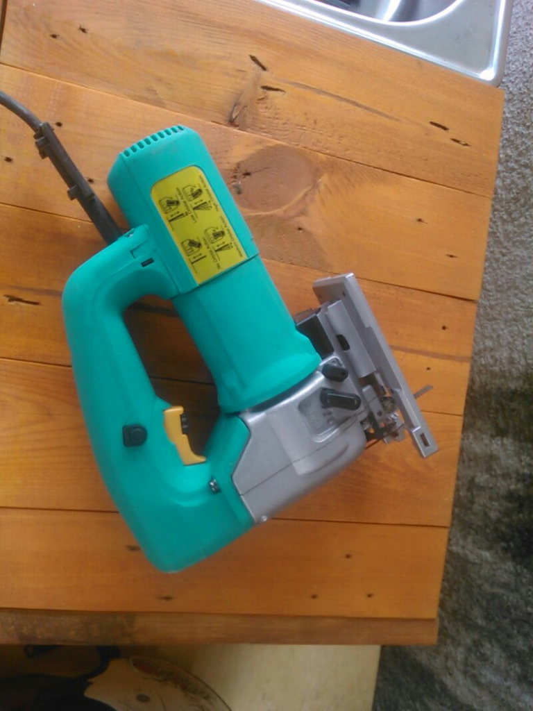 wts seken gergaji mesin jig saw DCA baru 1 bulan pake muraahh gaann