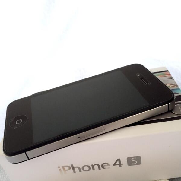 Iphone 4S 16Gb Gsm Hitam Mulus Fu