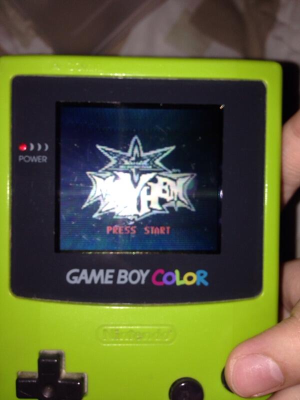 Wts gameboy color ijo + kaset masih bagus, terpercaya gan!!
