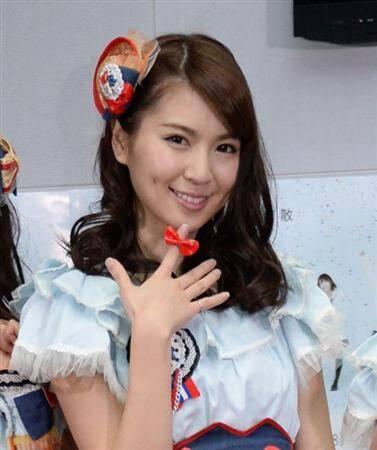 Mantan anggota AKB48 Ayaka Kikuchi mengumumkan pernikahan dan kehamilannya