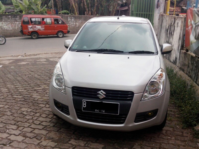 SUZUKI SPLASH 2011 SILVER