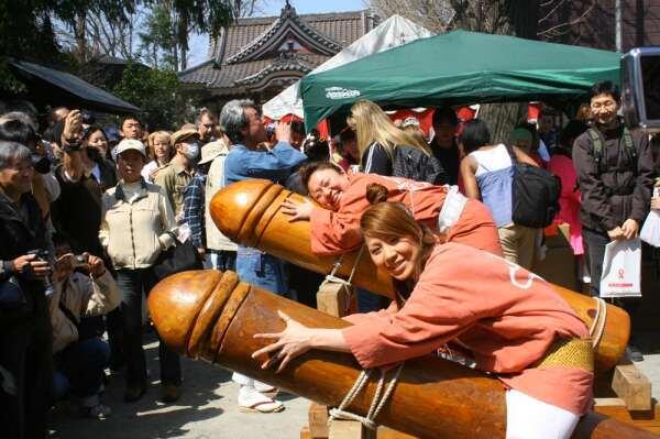 Festival P*nis di Jepang