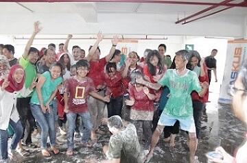&#91;FR&#93; Seru-seruan KASKUS Officer di Acara Tutup Tahun 2014
