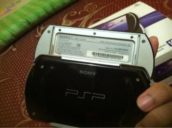 Psp go 16GB fullset ciledug BU