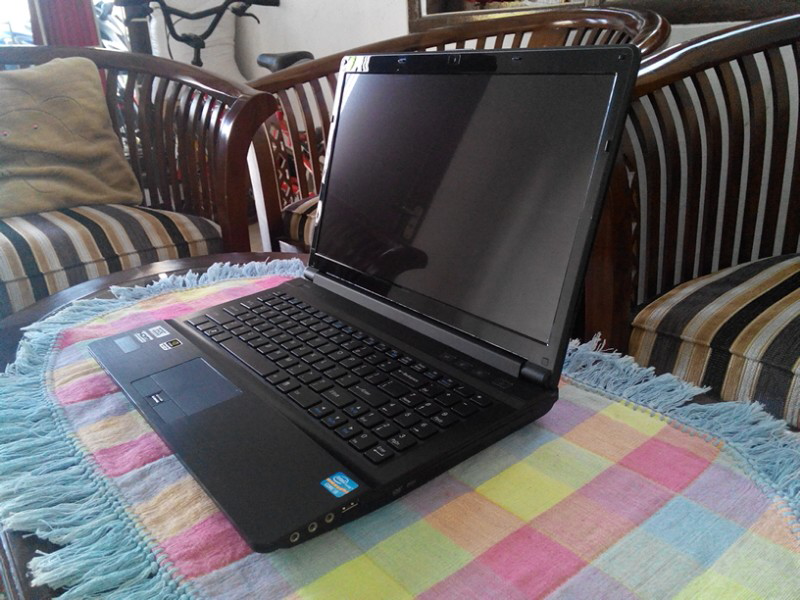 clevo w150hrm, intel i5-2520m, ram 4gb, nvidia gt 555m