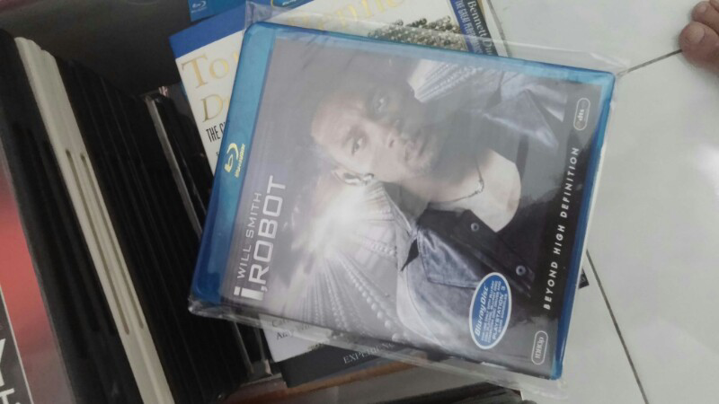 BNIB BLURAY ORI: IROBOT 300RB NETT!! ADA TEKS INDO..STOK 1 BARU MASUK!!