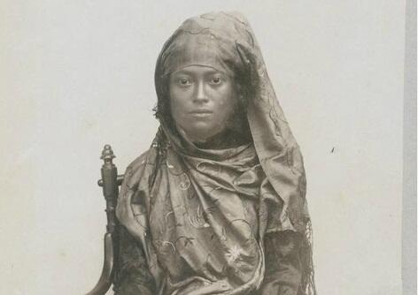 Kontroversi seputar Pahlawan Cut Nyak Dien yang ternyata berjilbab