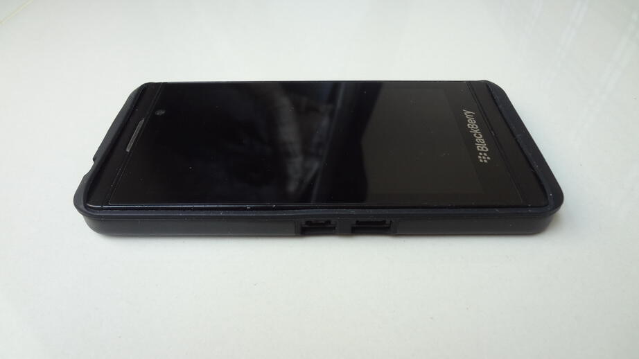 Blackberry Z10 - Fisik alakadarnya Fullset original - COD BANDUNG
