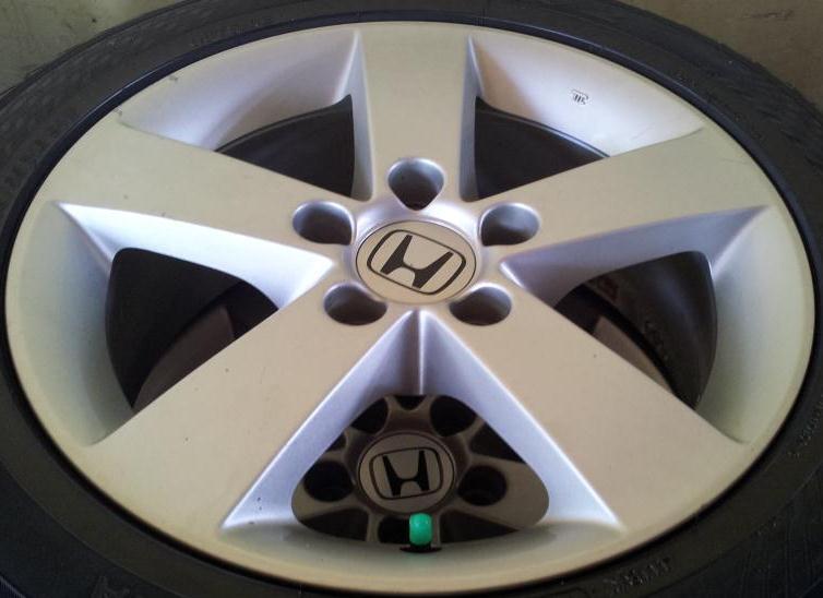 VELG OEM CIVIC FD1 RING 16 + BAN