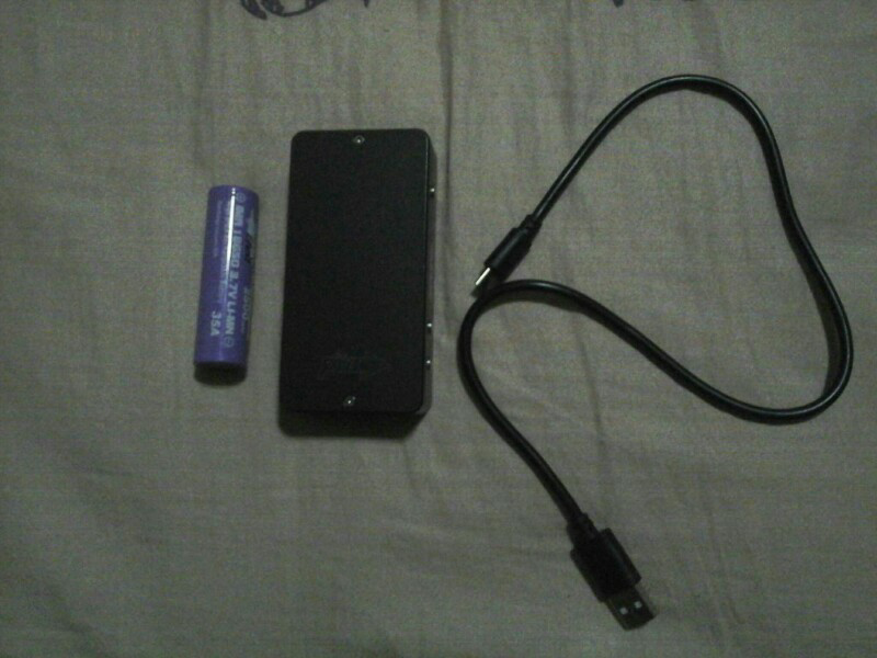Ipv v2 black + battrey efest 18650
