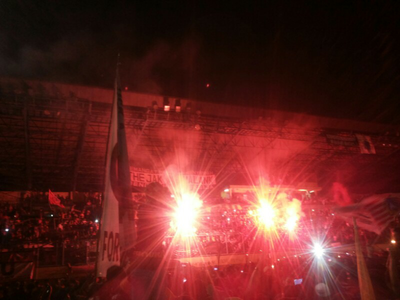 HAPPY ANNIVERSARY 17 th THE JAKMANIA #Kam17akmania