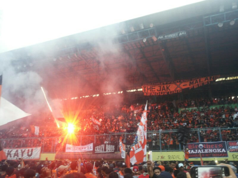 HAPPY ANNIVERSARY 17 th THE JAKMANIA #Kam17akmania