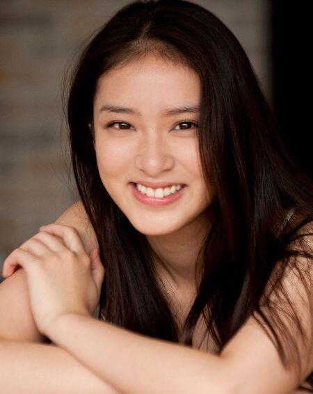 Profil Selebriti Cantik Jepang Emi Takei