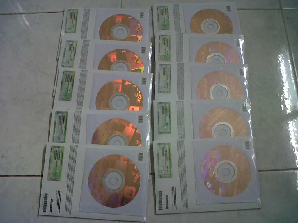 WINDOWS 7 PRO 32/64 BIT SP1 jaminan garansi silahkan mampir lapak kami