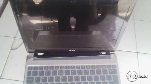 Netbook Acer Aspire One Ao756 Sandybidge Segel body mulus dan g mengecewakan