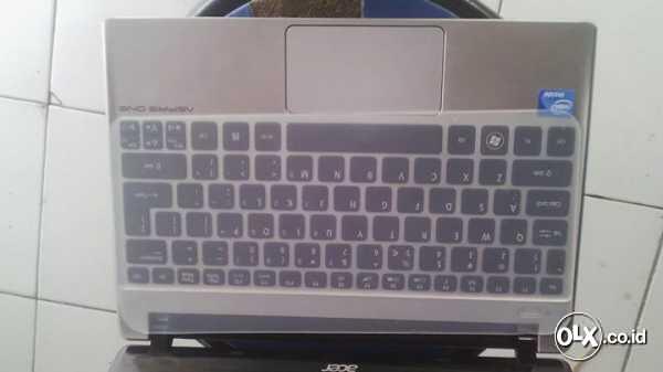 Netbook Acer Aspire One Ao756 Sandybidge Segel body mulus dan g mengecewakan