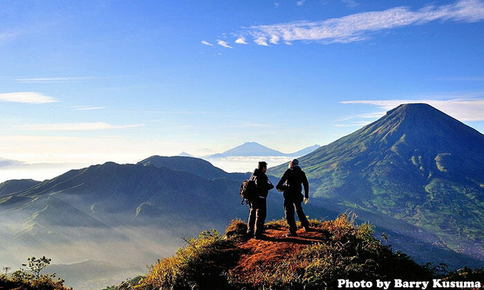 Bukit Sikunir dan Sunrise Terbaik di Jawa Tengah.