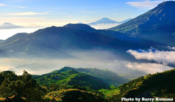 Bukit Sikunir dan Sunrise Terbaik di Jawa Tengah.