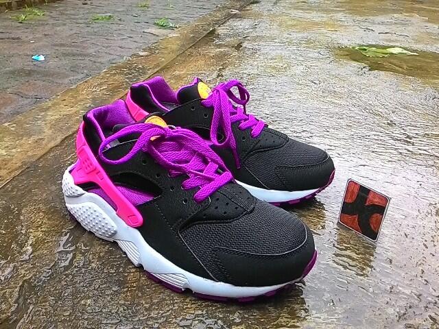 Josscorner | Nike Huarace Woman , Nike Cortez BNWB