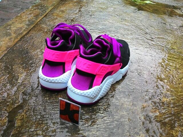 Josscorner | Nike Huarace Woman , Nike Cortez BNWB