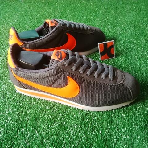 Josscorner | Nike Huarace Woman , Nike Cortez BNWB
