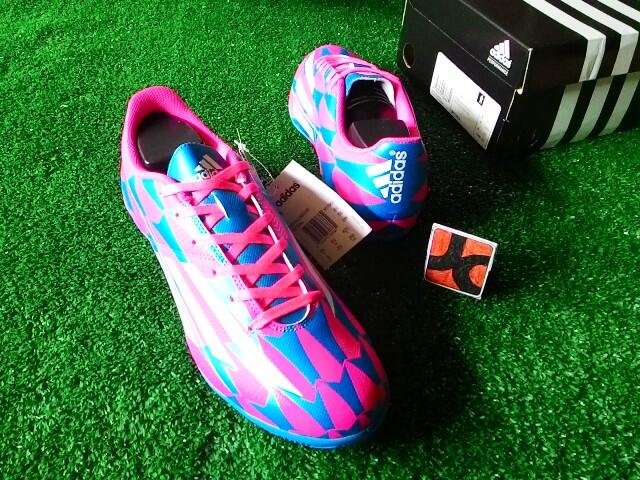 Josscorner | Adidas NitroCharge 3.0 "Tribal", F5 IN, FF Topsala, Predito Instinct Ori