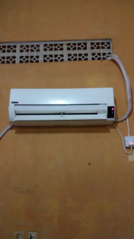 dijual cepat ac sharp 1pk