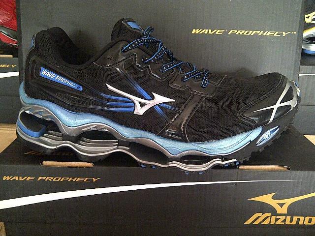 harga mizuno wave prophecy 2