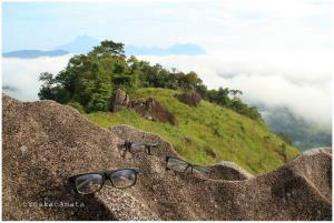 Melihat Lautan Awan dari Bukit Jamur Bengkayang (Pontianak'KALBAR)